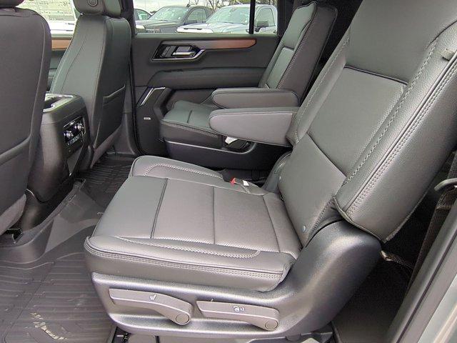 2025 GMC Yukon XL Vehicle Photo in ALBERTVILLE, AL 35950-0246