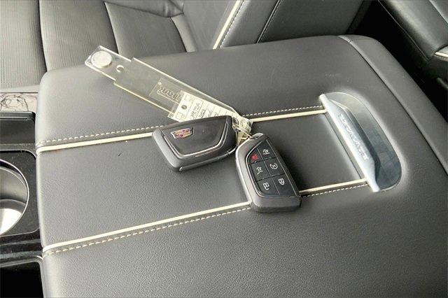 2023 Cadillac Escalade ESV Vehicle Photo in KANSAS CITY, MO 64114-4545
