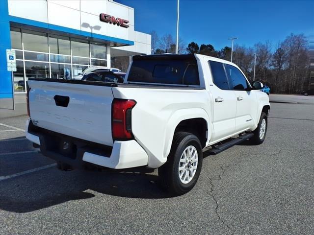 2024 Toyota Tacoma 4WD Vehicle Photo in EMPORIA, VA 23847-1235