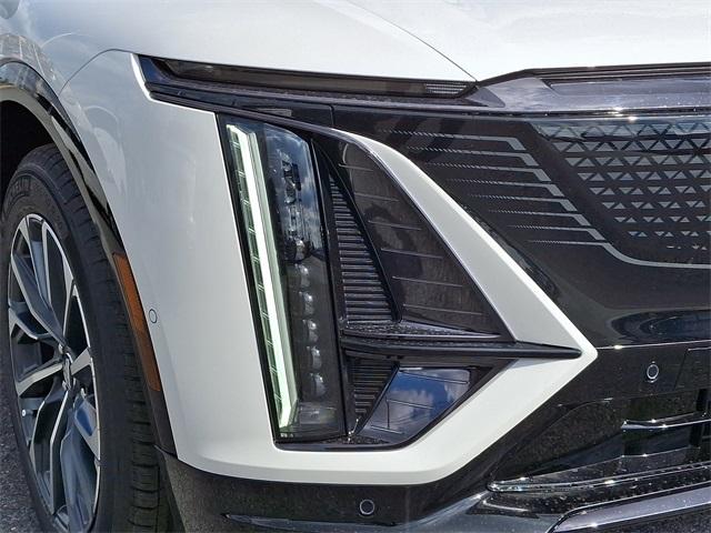 2025 Cadillac LYRIQ Vehicle Photo in ALLENTOWN, PA 18103-7399