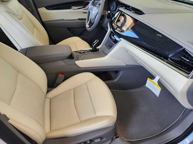 2025 Cadillac XT6 Vehicle Photo in HOUSTON, TX 77079
