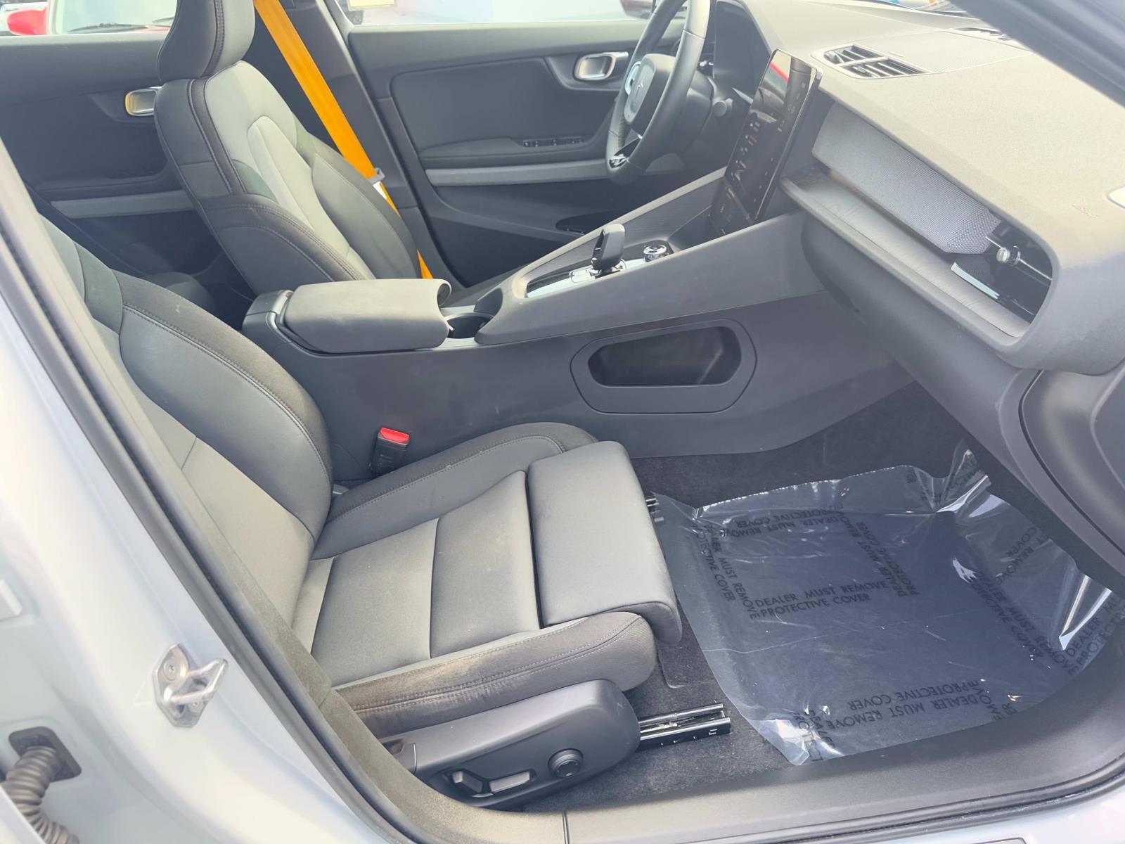 2022 Polestar 2 Vehicle Photo in LOS ANGELES, CA 90007-3794