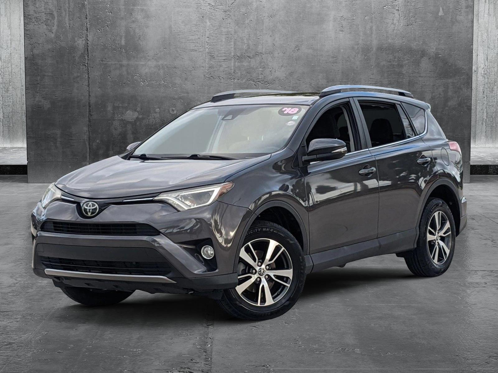 2018 Toyota RAV4 Vehicle Photo in Davie, FL 33331