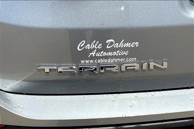 2024 GMC Terrain Vehicle Photo in TOPEKA, KS 66609-0000