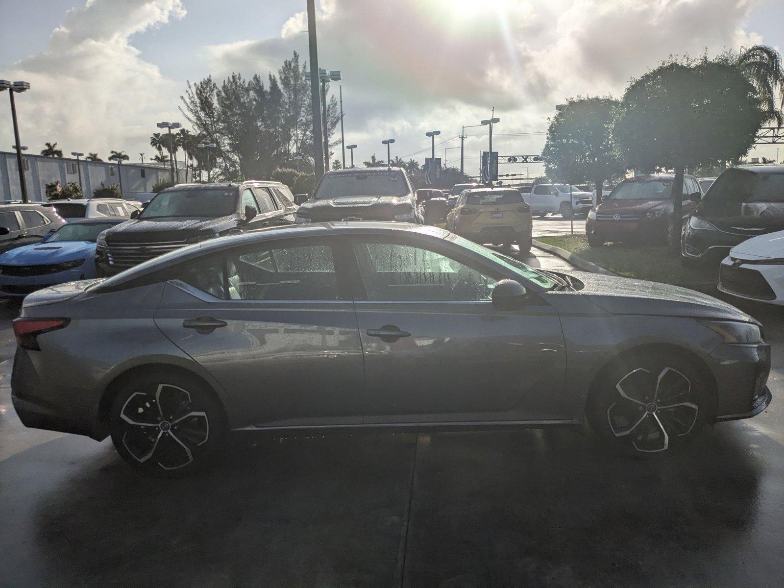 2023 Nissan Altima Vehicle Photo in Pembroke Pines , FL 33084
