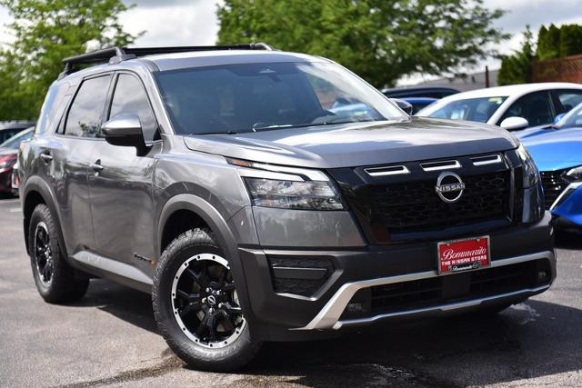 2025 Nissan Pathfinder Vehicle Photo in Ballwin, MO 63011