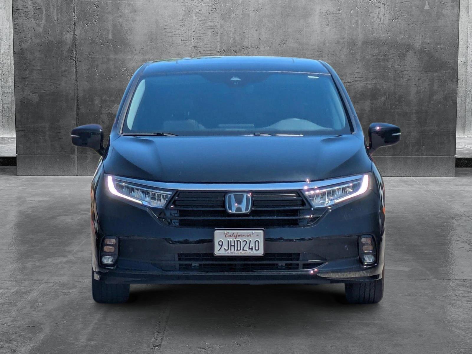 2024 Honda Odyssey Vehicle Photo in Valencia, CA 91355-1794