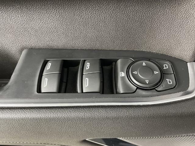 2023 GMC Sierra 1500 Vehicle Photo in GILBERT, AZ 85297-0402