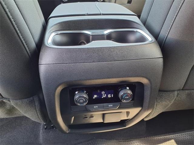 2025 Chevrolet Traverse Vehicle Photo in ELGIN, TX 78621-4245