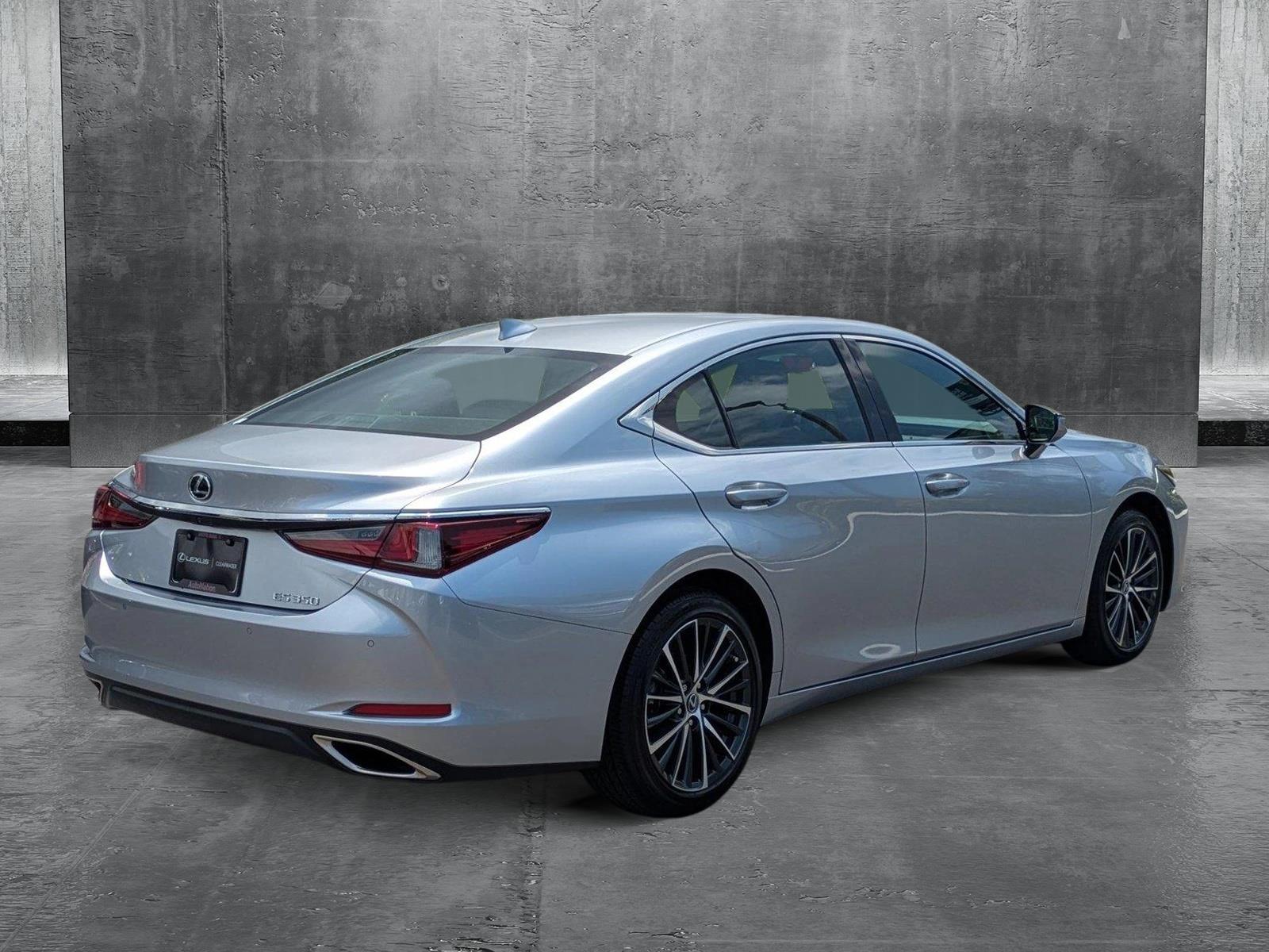 2024 Lexus ES 350 Vehicle Photo in Clearwater, FL 33761