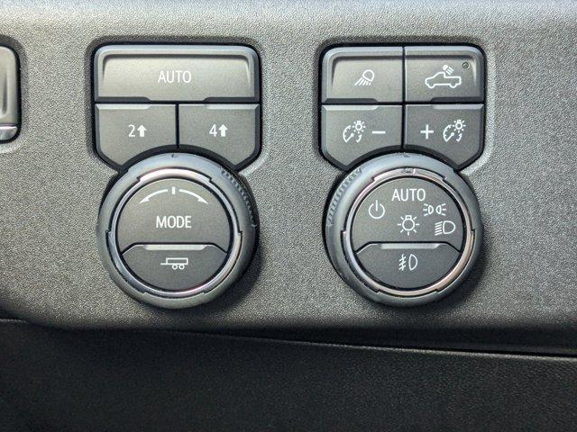 2025 Chevrolet Silverado 1500 Vehicle Photo in BRUNSWICK, GA 31525-1881