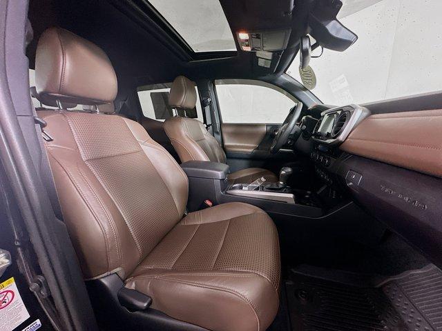 2018 Toyota Tacoma Vehicle Photo in Flemington, NJ 08822