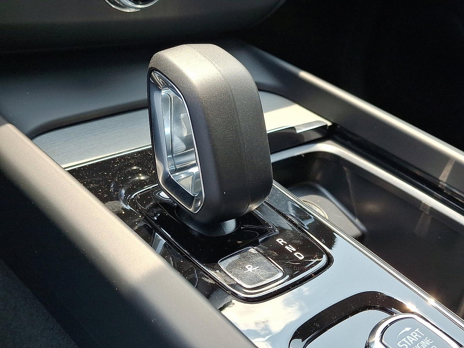 2025 Volvo XC60 Plug-In Hybrid Vehicle Photo in Trevose, PA 19053