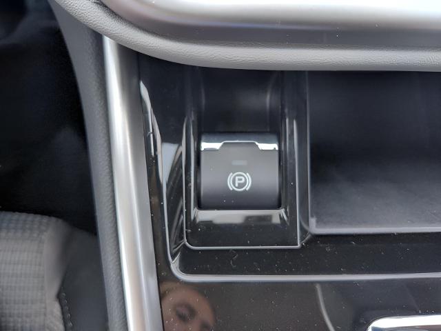 2025 Subaru Outback Vehicle Photo in Green Bay, WI 54304