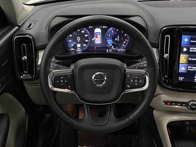 2019 Volvo XC40 Vehicle Photo in Appleton, WI 54913