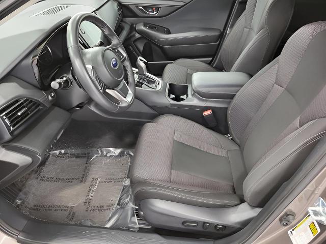2024 Subaru Outback Vehicle Photo in Green Bay, WI 54304