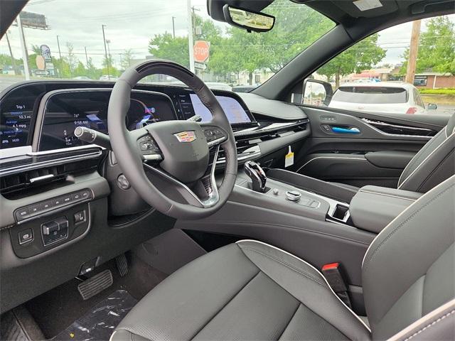 2024 Cadillac Escalade ESV Vehicle Photo in ALLENTOWN, PA 18103-7399