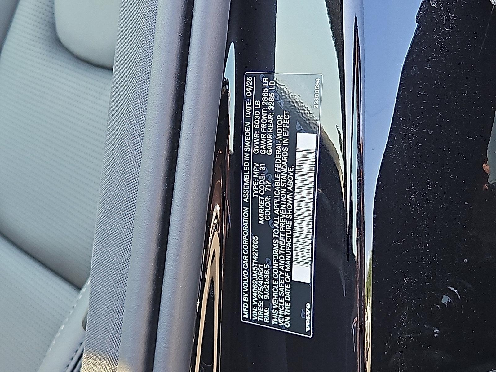 2026 Volvo XC90 Vehicle Photo in Trevose, PA 19053