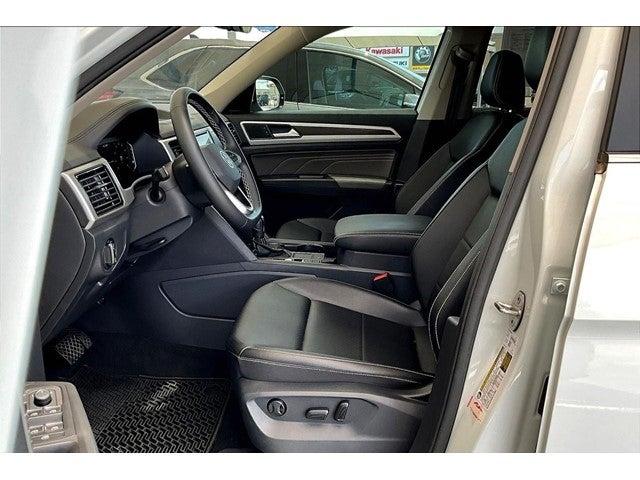 2023 Volkswagen Atlas Vehicle Photo in San Antonio, TX 78230
