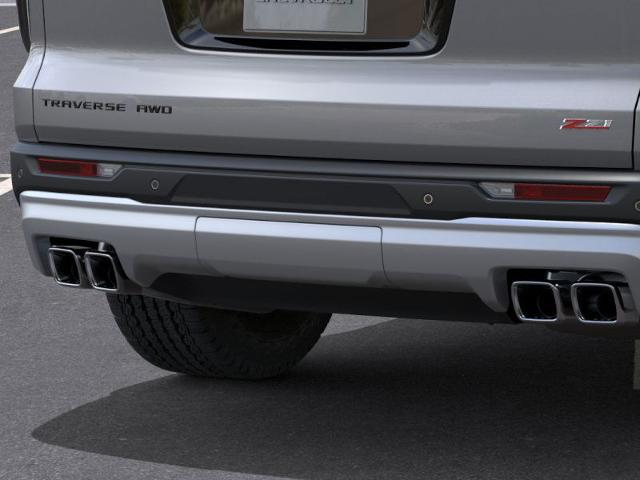 2025 Chevrolet Traverse Vehicle Photo in Roslyn, NY 11576