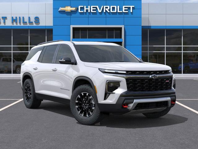 2025 Chevrolet Traverse Vehicle Photo in Roslyn, NY 11576