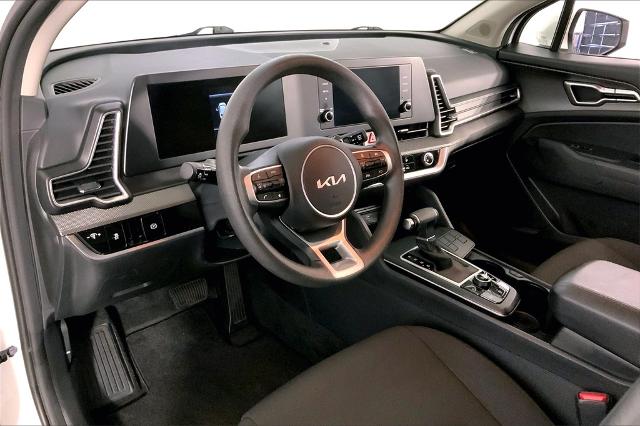 2024 Kia Sportage Vehicle Photo in Lees Summit, MO 64086