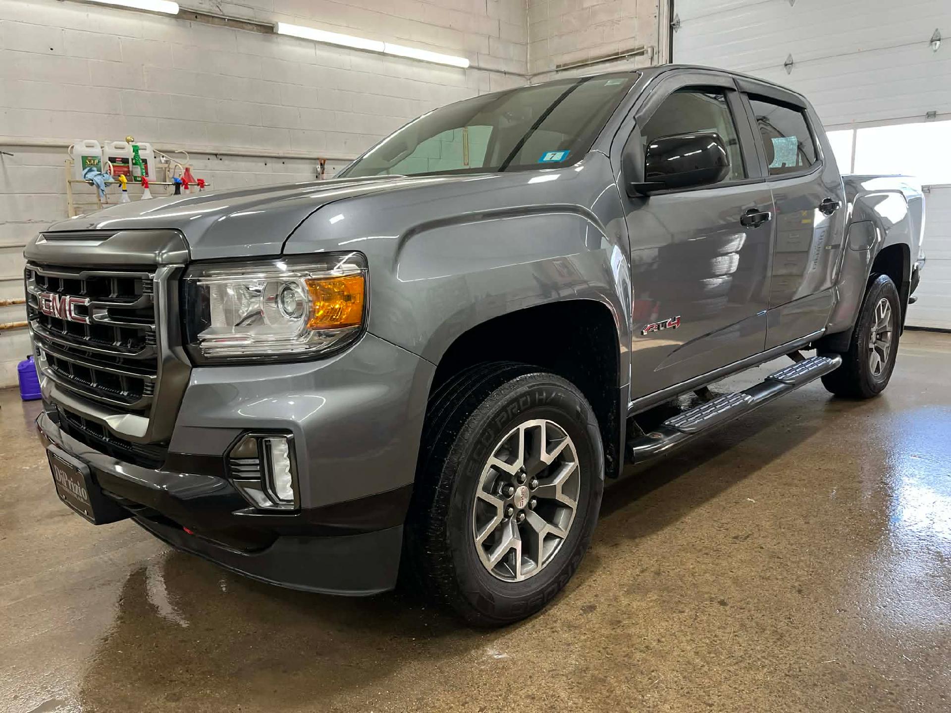 2021 GMC Canyon AT4 Crew Cab 4WD with Cloth