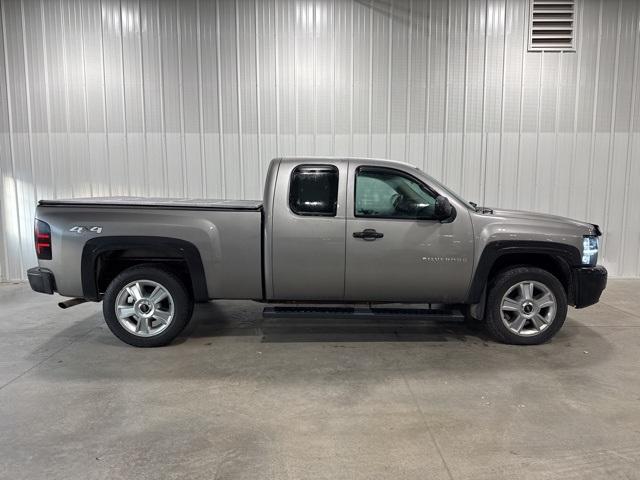 Used 2013 Chevrolet Silverado 1500 LT with VIN 1GCRKSE73DZ169725 for sale in Glenwood, Minnesota