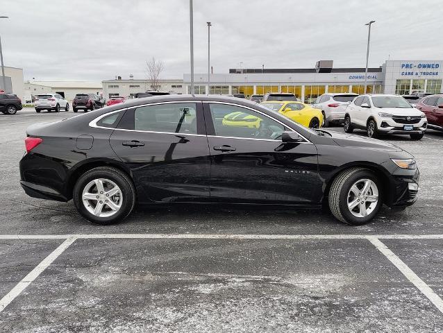 2024 Chevrolet Malibu Vehicle Photo in GREEN BAY, WI 54304-5303