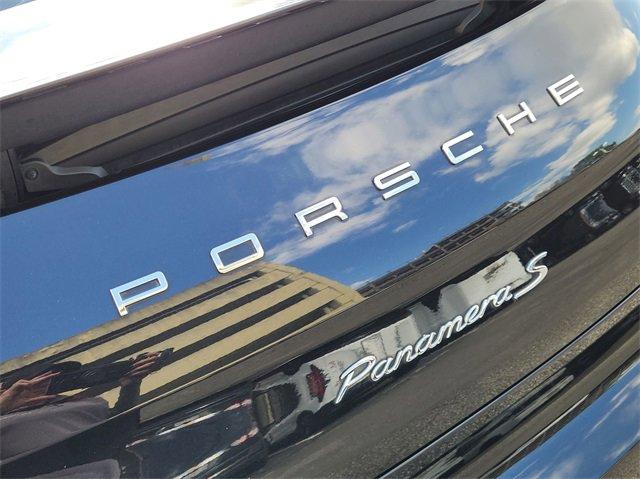 2016 Porsche Panamera S photo 31