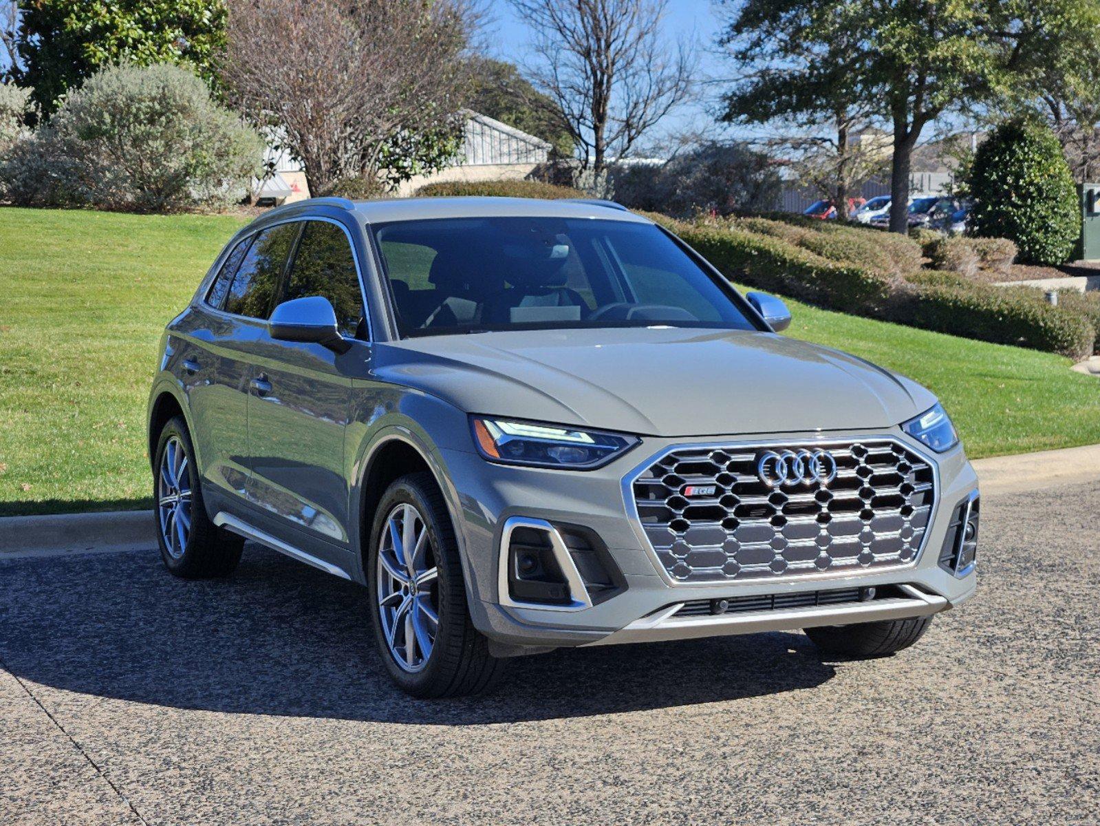 2022 Audi SQ5 Vehicle Photo in FORT WORTH, TX 76132