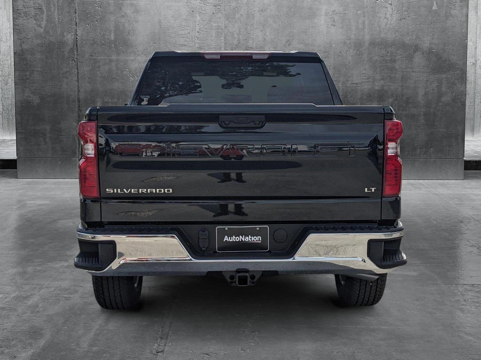 2025 Chevrolet Silverado 1500 Vehicle Photo in GREENACRES, FL 33463-3207