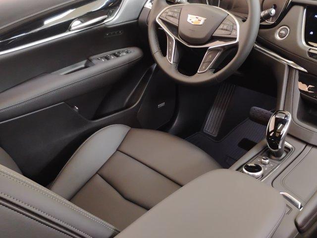 2025 Cadillac XT5 Vehicle Photo in PINEVILLE, NC 28134-8495