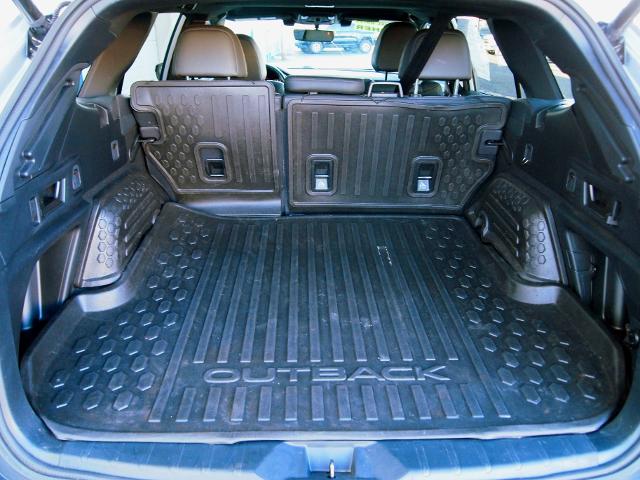 2022 Subaru Outback Vehicle Photo in MADISON, IN 47250-1611