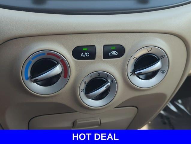 2011 Hyundai ACCENT Vehicle Photo in Merrillville, IN 46410