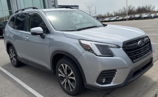 2024 Subaru Forester Vehicle Photo in Green Bay, WI 54304