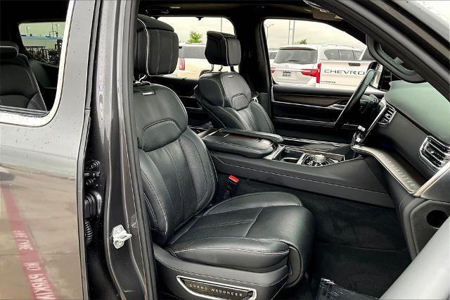 2023 Jeep Grand Wagoneer Vehicle Photo in Grapevine, TX 76051