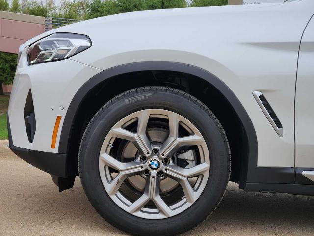 2024 BMW X4 xDrive30i Vehicle Photo in PLANO, TX 75024