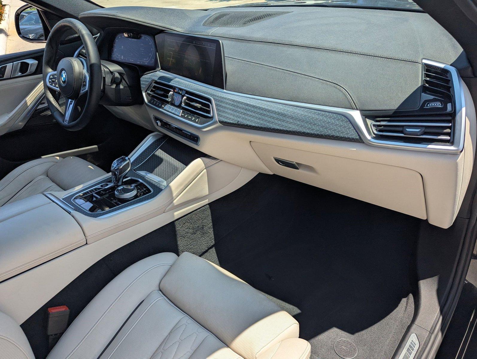 2022 BMW X6 M50i Vehicle Photo in Delray Beach, FL 33444