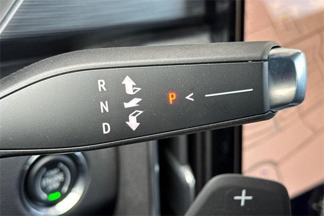 2025 GMC Acadia Vehicle Photo in ELK GROVE, CA 95757-8703