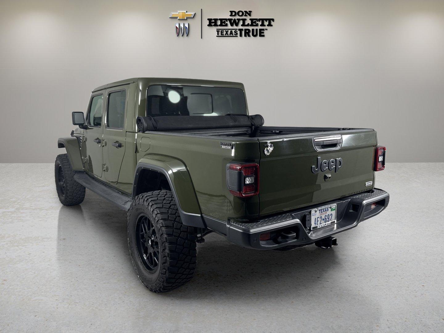 2022 Jeep Gladiator Vehicle Photo in GEORGETOWN, TX 78626-7508