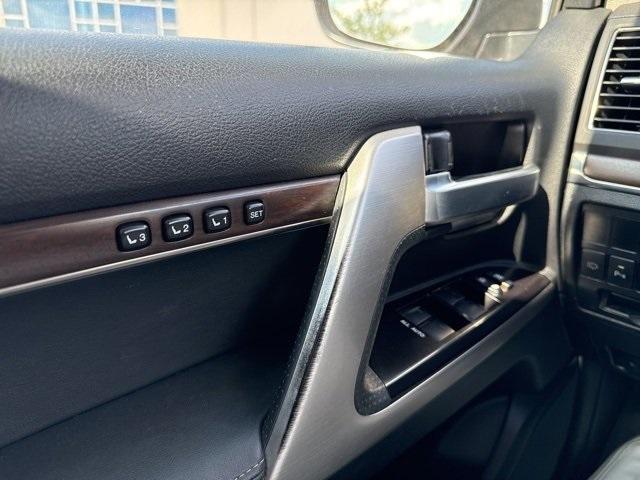2016 Toyota Land Cruiser Vehicle Photo in ENGLEWOOD, CO 80113-6708