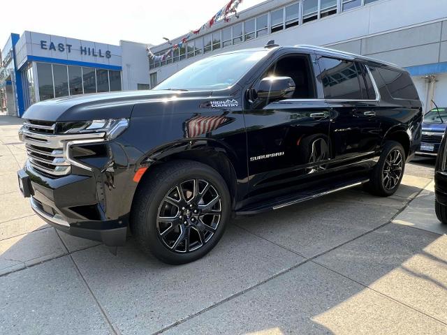 2023 Chevrolet Suburban Vehicle Photo in Roslyn, NY 11576