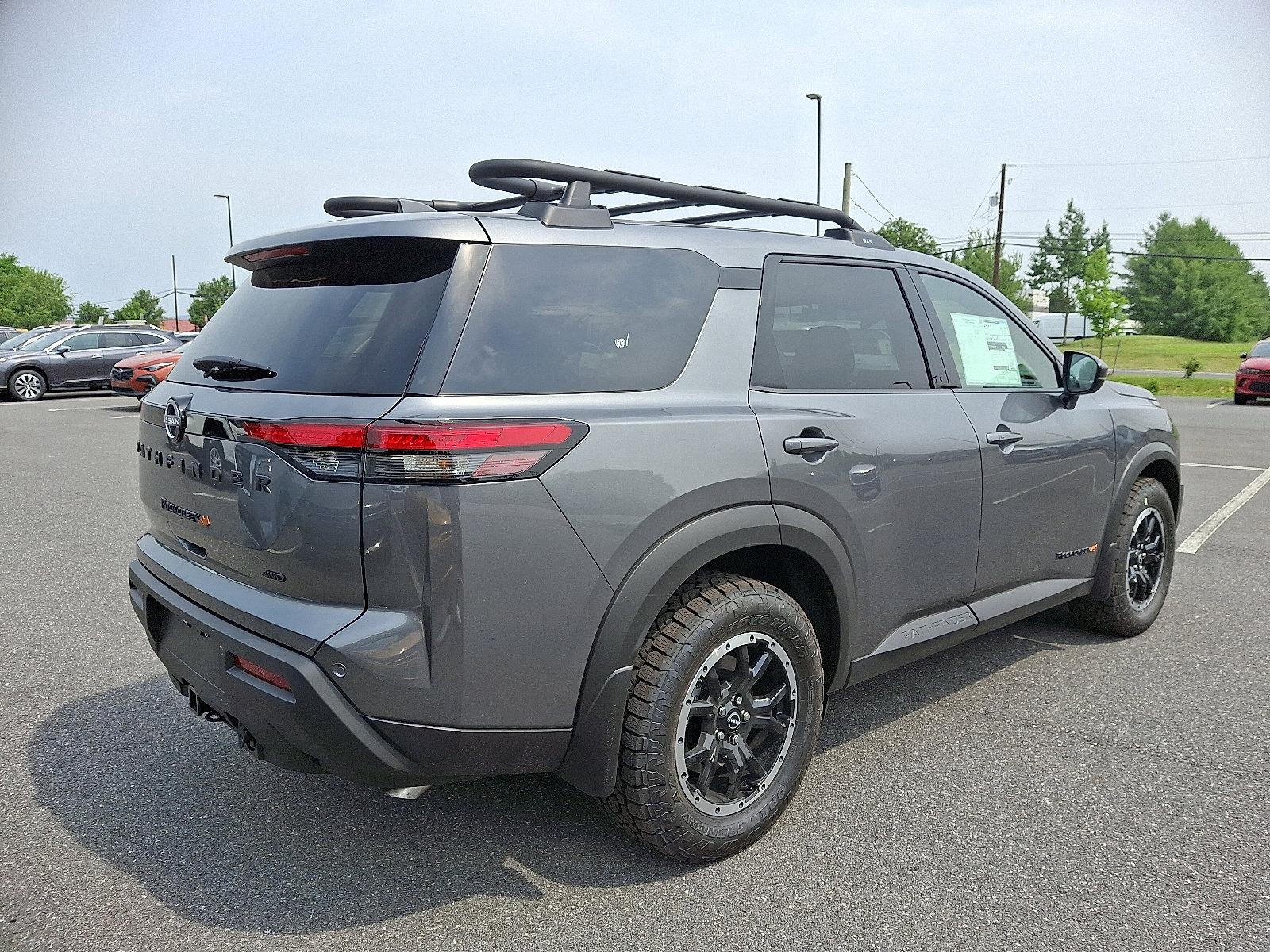2025 Nissan Pathfinder Vehicle Photo in Mechanicsburg, PA 17050-2306
