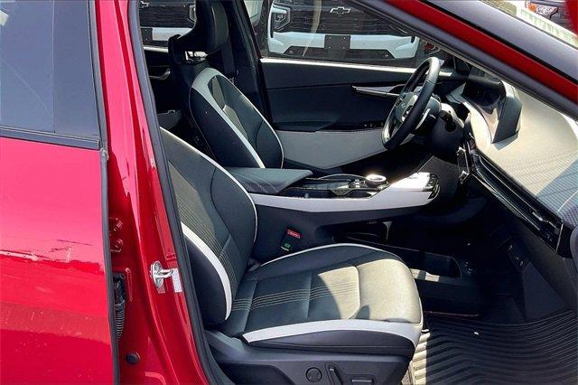 2023 Kia EV6 Vehicle Photo in INDEPENDENCE, MO 64055-1314