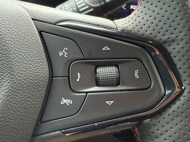 2025 Chevrolet Trax Vehicle Photo in COLUMBIA, MO 65203-3903
