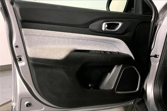 2022 Jeep Compass Vehicle Photo in Lees Summit, MO 64086