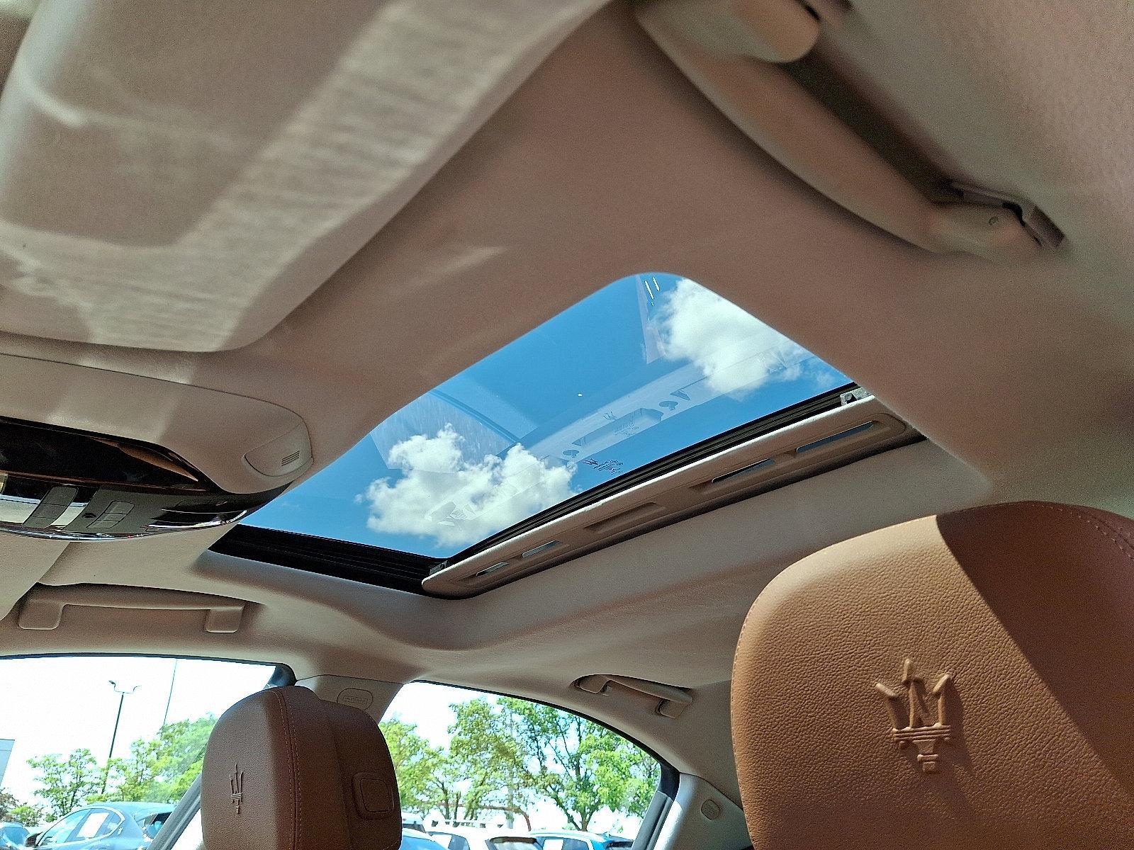 2022 Maserati Ghibli Vehicle Photo in Willow Grove, PA 19090