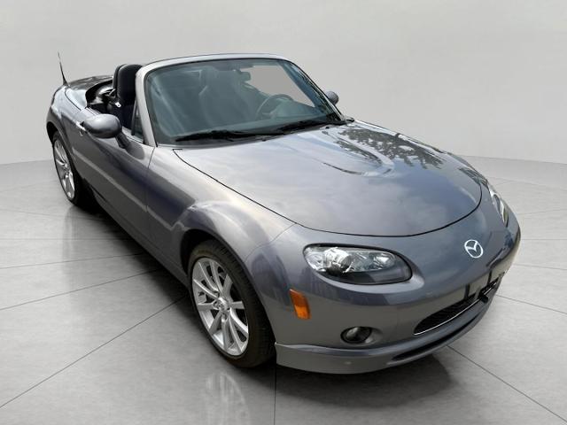 2008 Mazda MX-5 Miata Vehicle Photo in Appleton, WI 54913