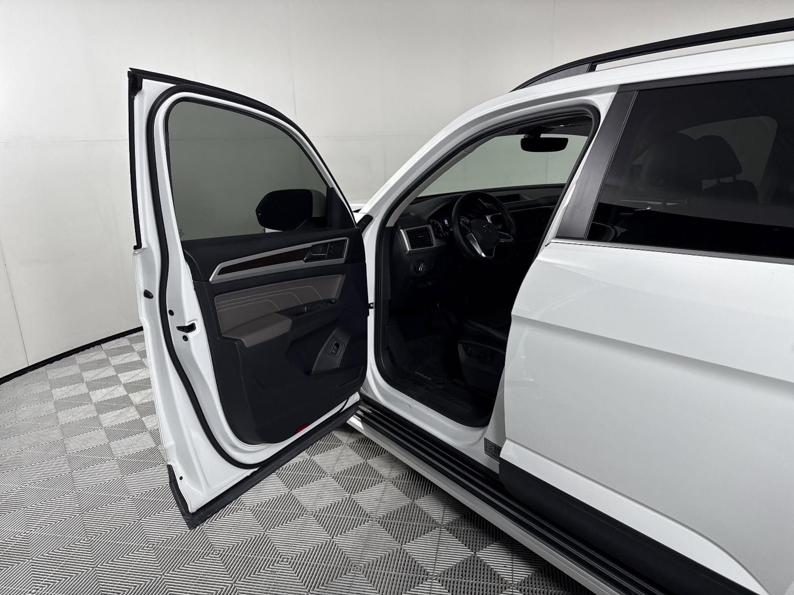 2021 Volkswagen Atlas Vehicle Photo in Georgetown, TX 78626